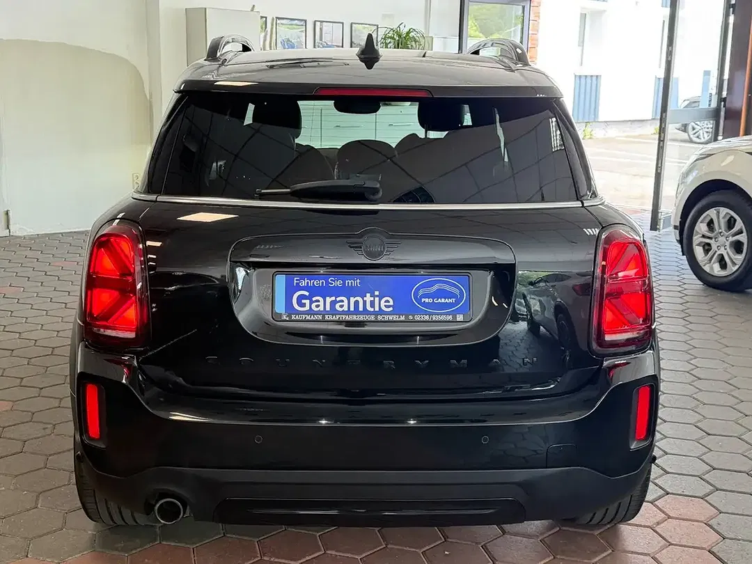 MINI Cooper Countryman - Thumbnail 3