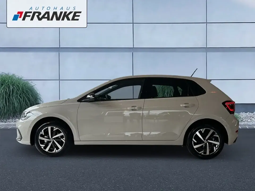 Volkswagen Polo - Thumbnail 2