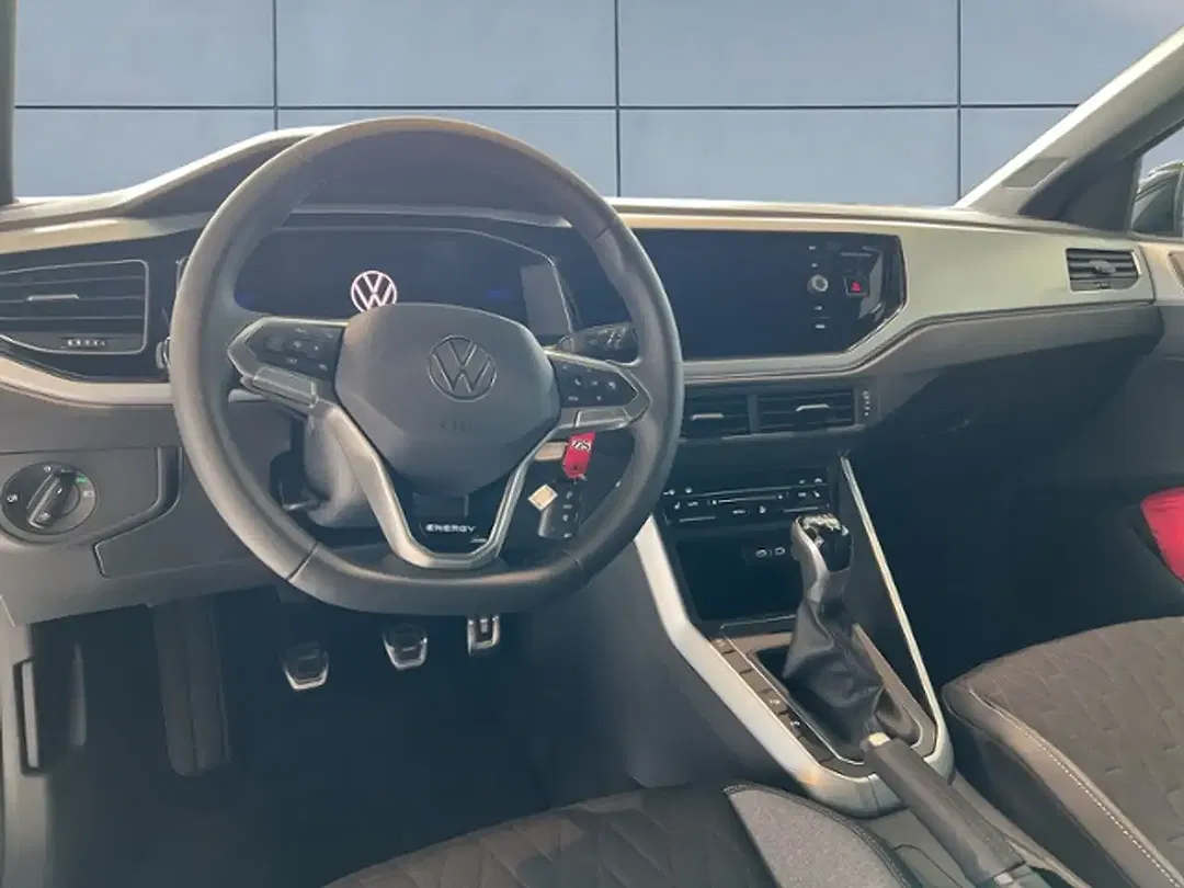 Volkswagen Polo - Thumbnail 4