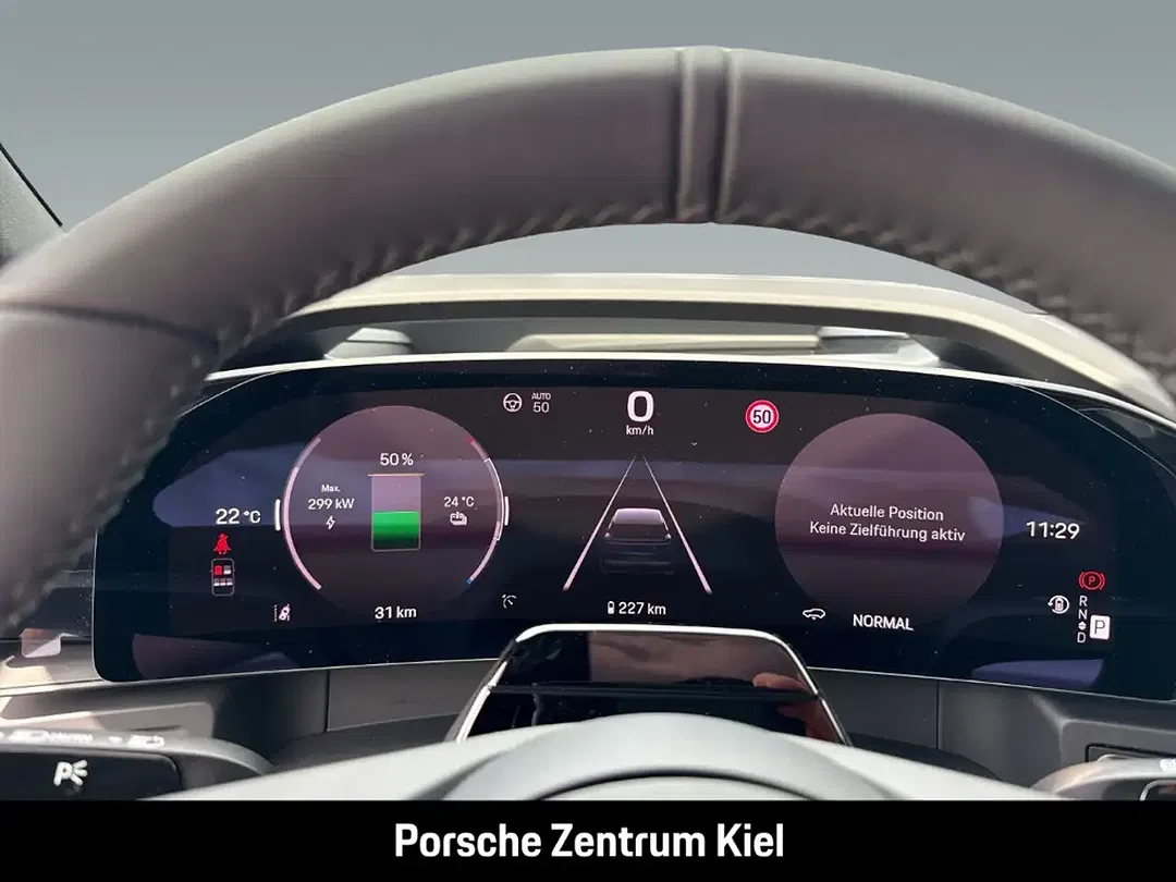 Porsche Cayenne - Thumbnail 13
