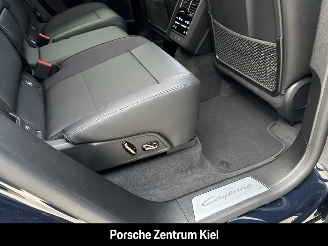 Porsche Cayenne - Thumbnail 21
