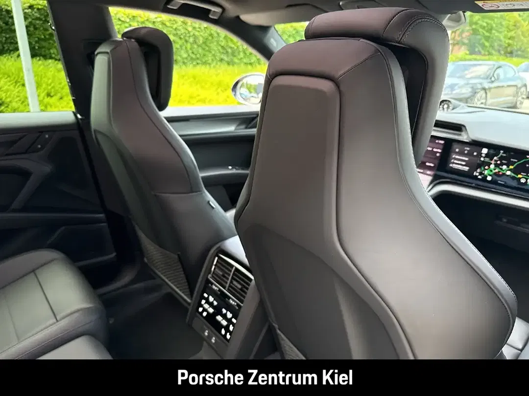 Porsche Cayenne - Thumbnail 22