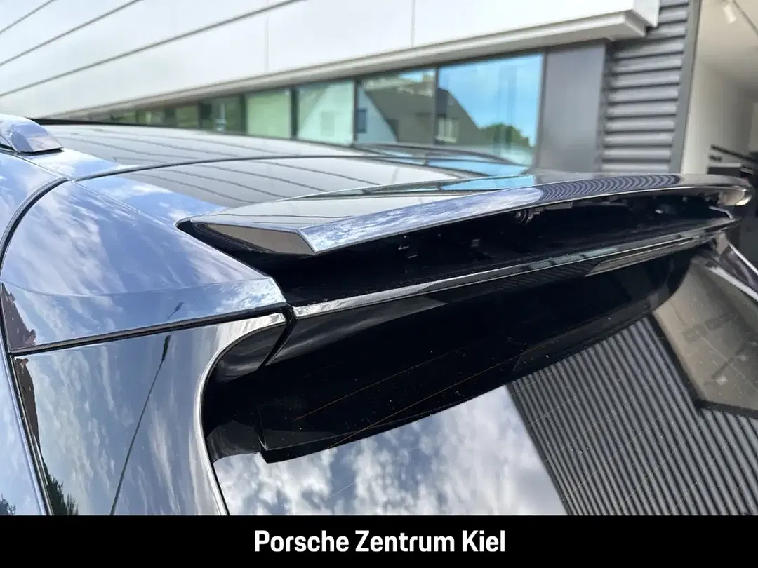 Porsche Cayenne - Thumbnail 26