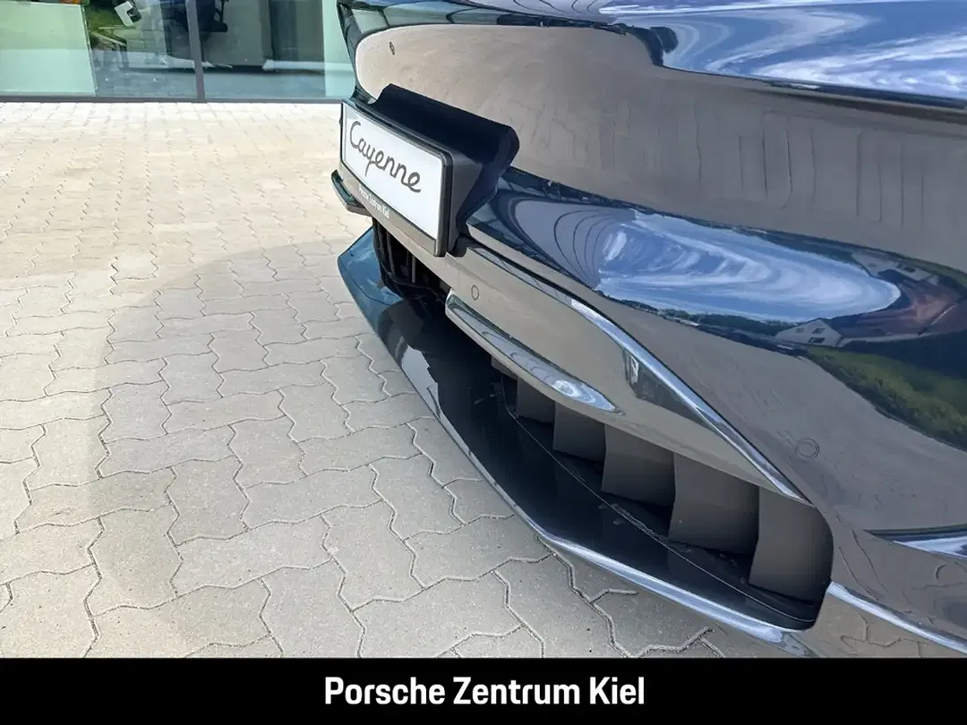 Porsche Cayenne - Thumbnail 28