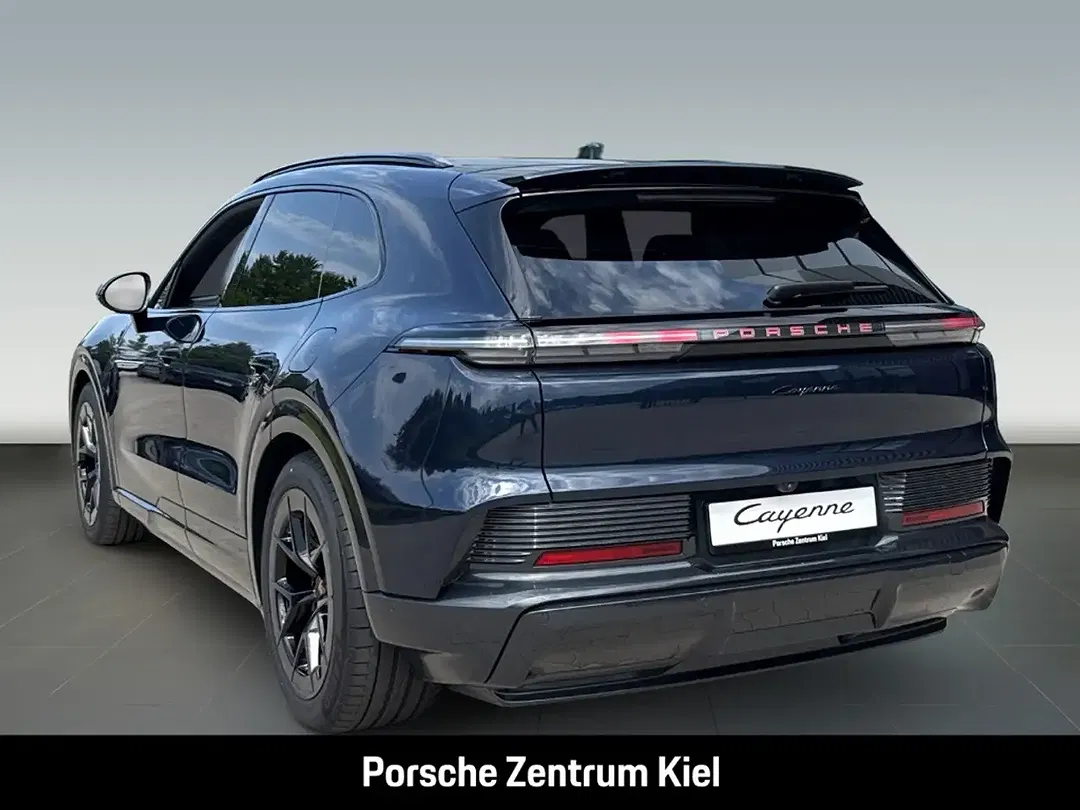 Porsche Cayenne - Thumbnail 3