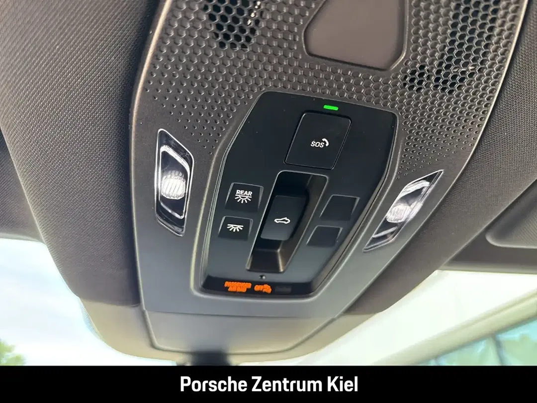 Porsche Cayenne - Thumbnail 39