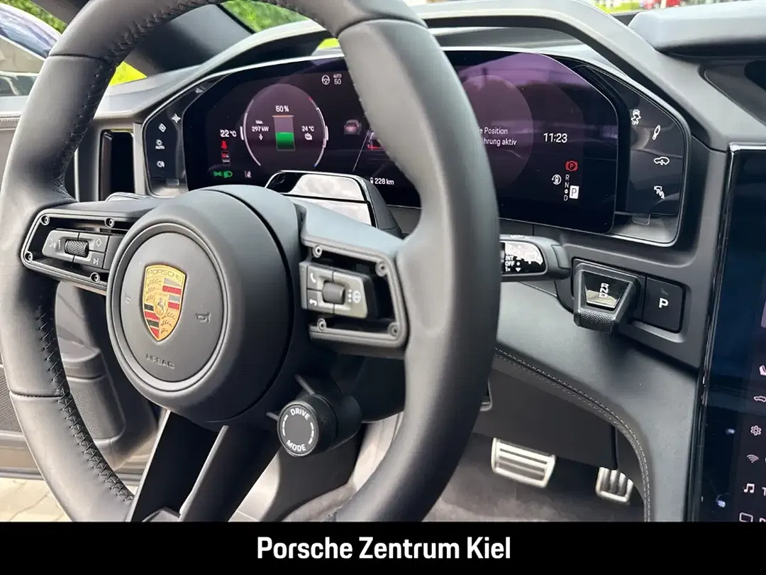 Porsche Cayenne - Thumbnail 41
