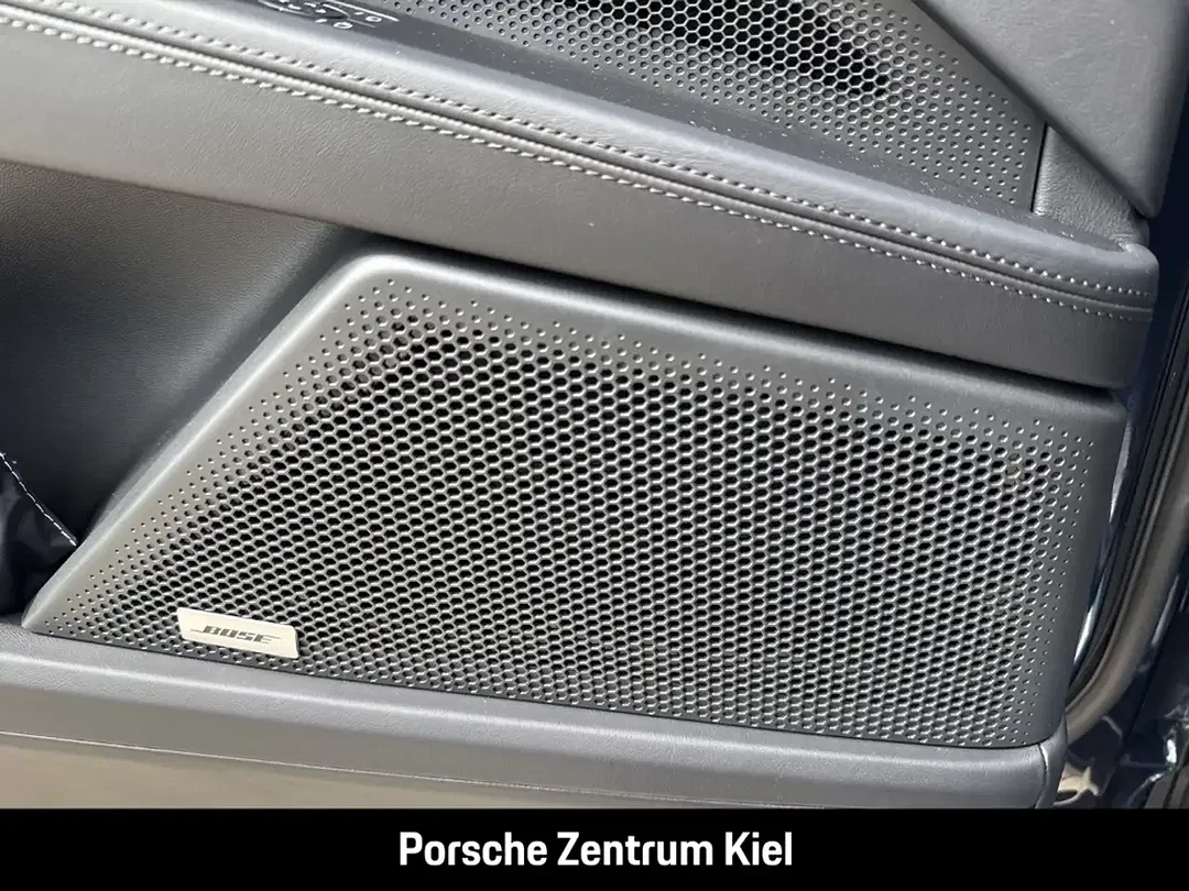 Porsche Cayenne - Thumbnail 42