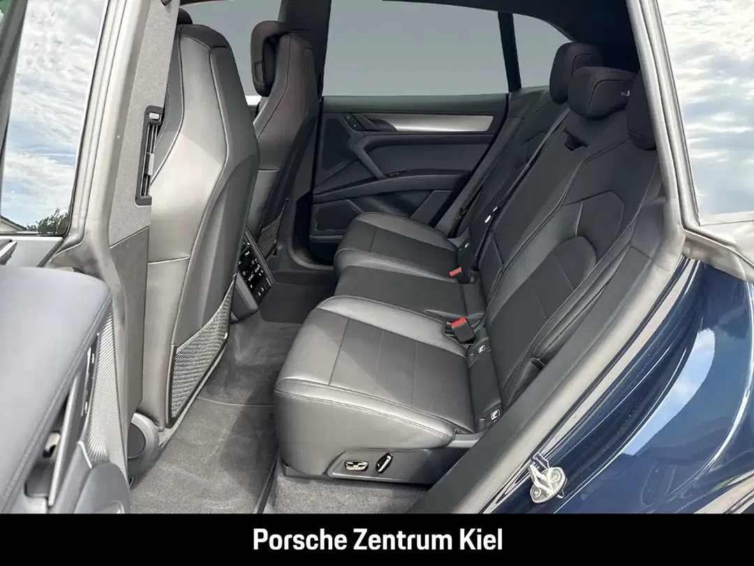 Porsche Cayenne - Thumbnail 9