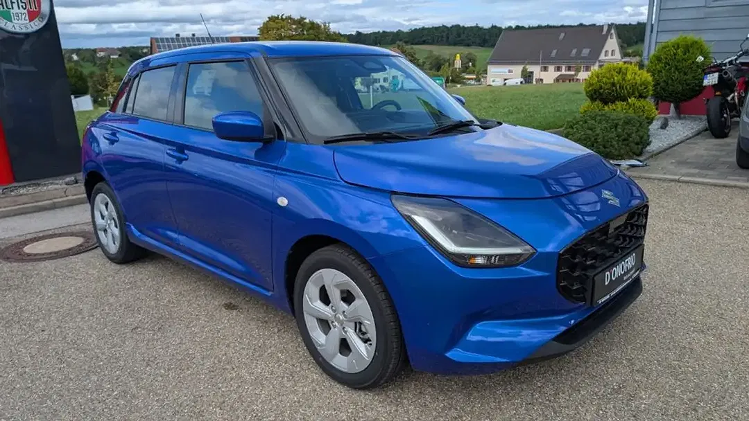 Suzuki Swift - Thumbnail 7