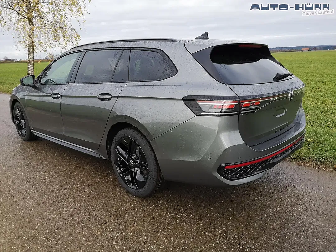 Volkswagen Passat Variant - Thumbnail 2