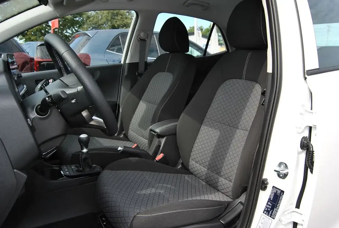 Kia Picanto - Thumbnail 6