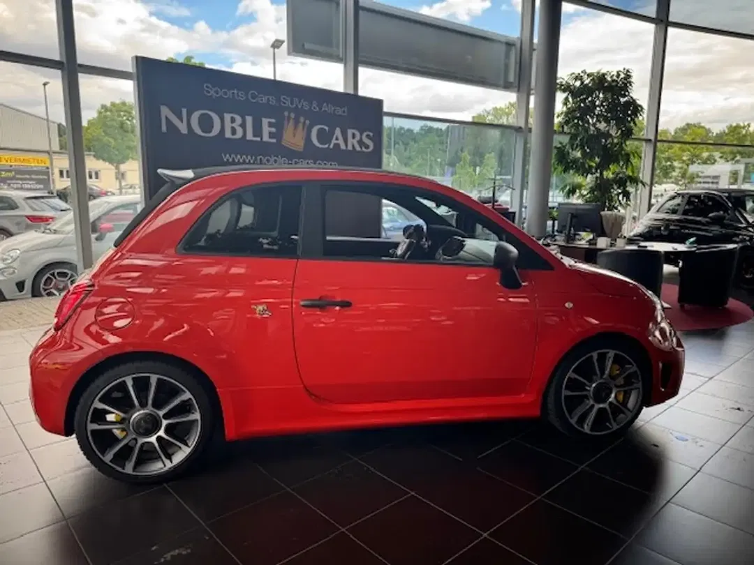 Abarth 695C - Thumbnail 11