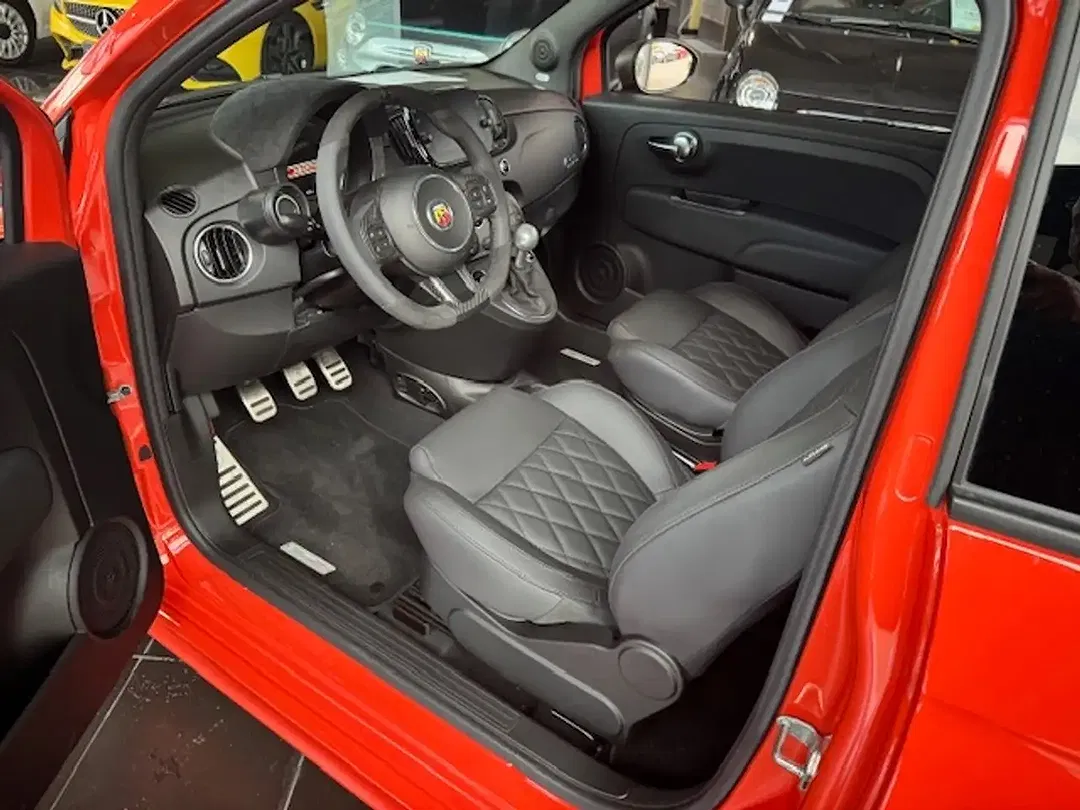 Abarth 695C - Thumbnail 14
