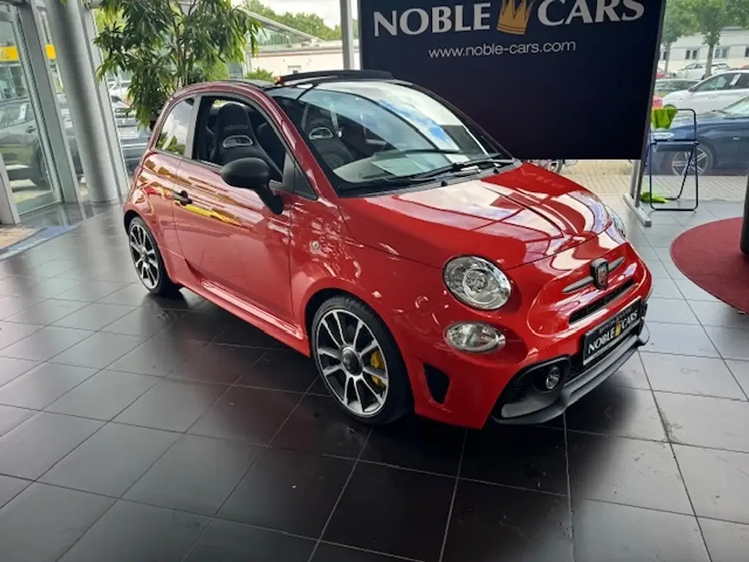 Abarth 695C - Thumbnail 3