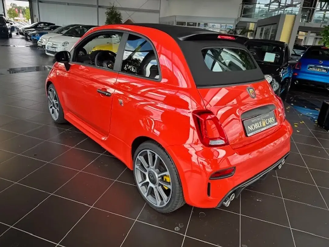 Abarth 695C - Thumbnail 9