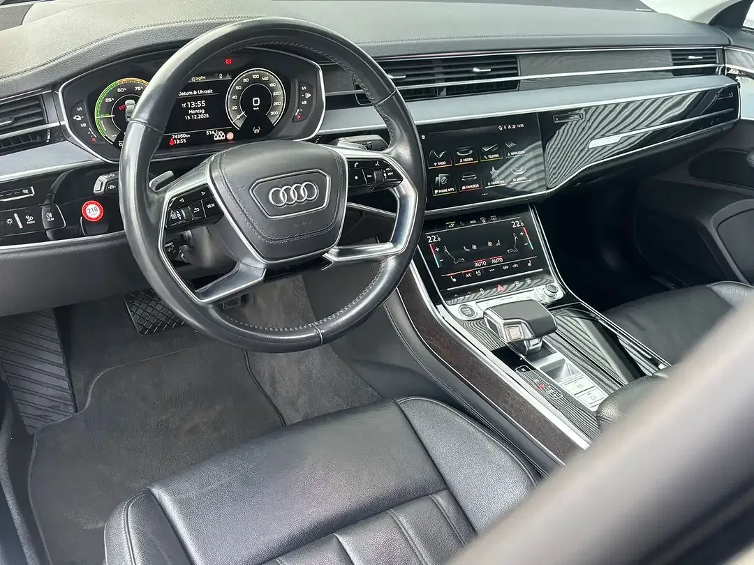 Audi A8 - Thumbnail 11