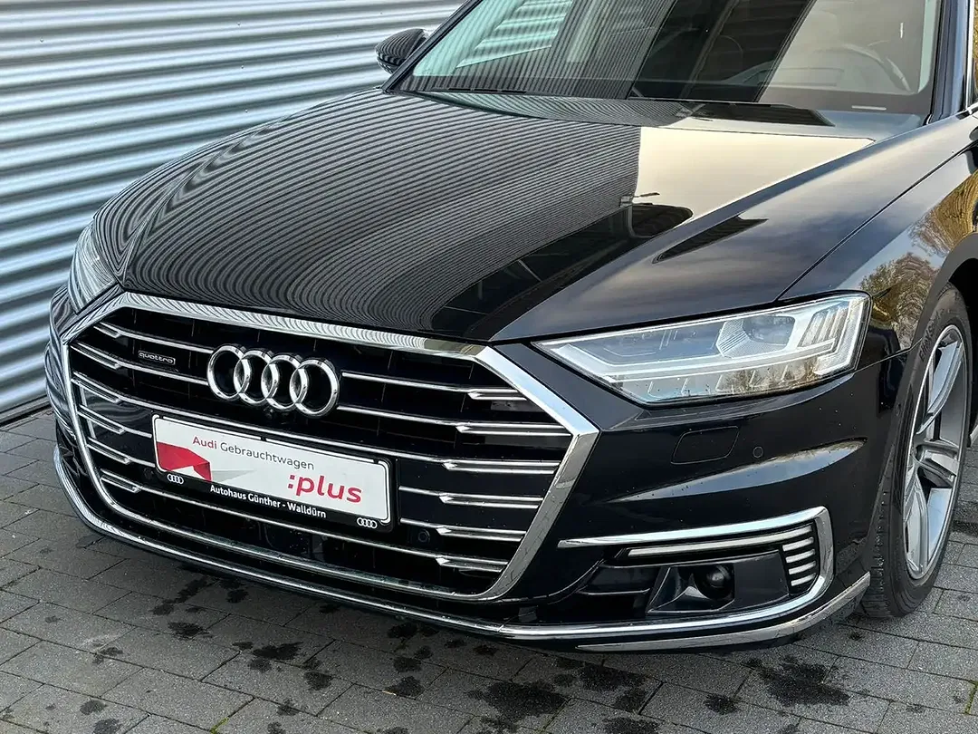 Audi A8 - Thumbnail 4