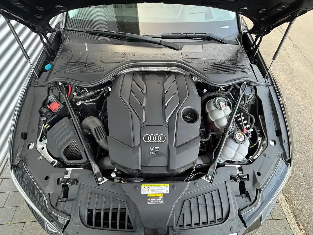 Audi A8 - Thumbnail 8
