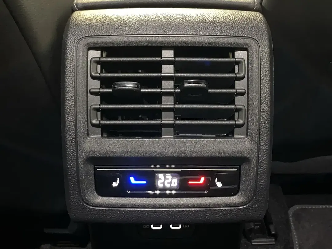 Volkswagen Golf Variant - Thumbnail 10