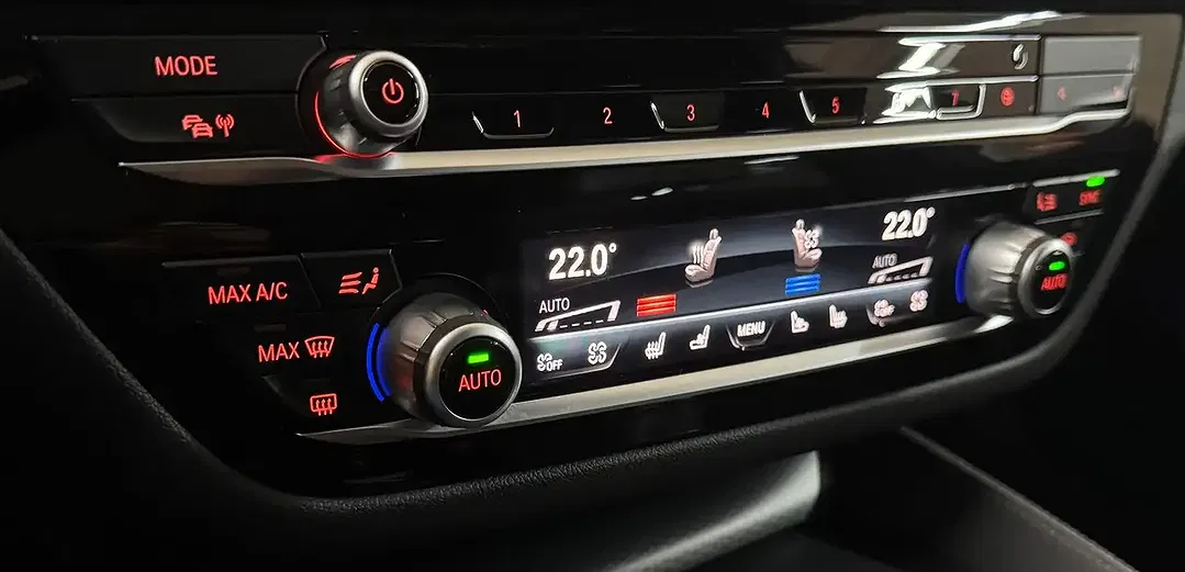 BMW 520 - Thumbnail 10