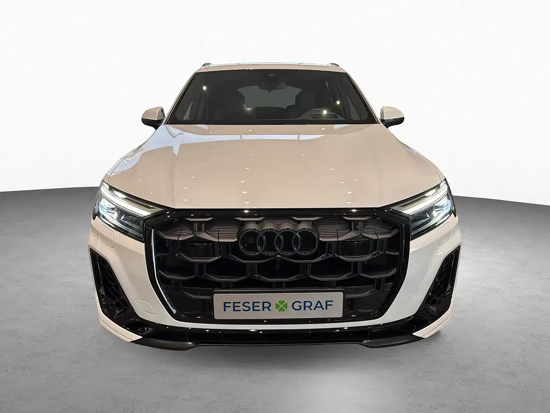 Audi Q7 - Thumbnail 2