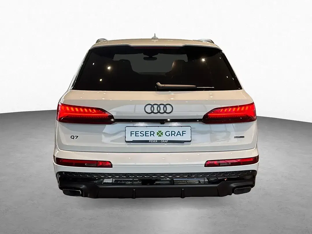 Audi Q7 - Thumbnail 6
