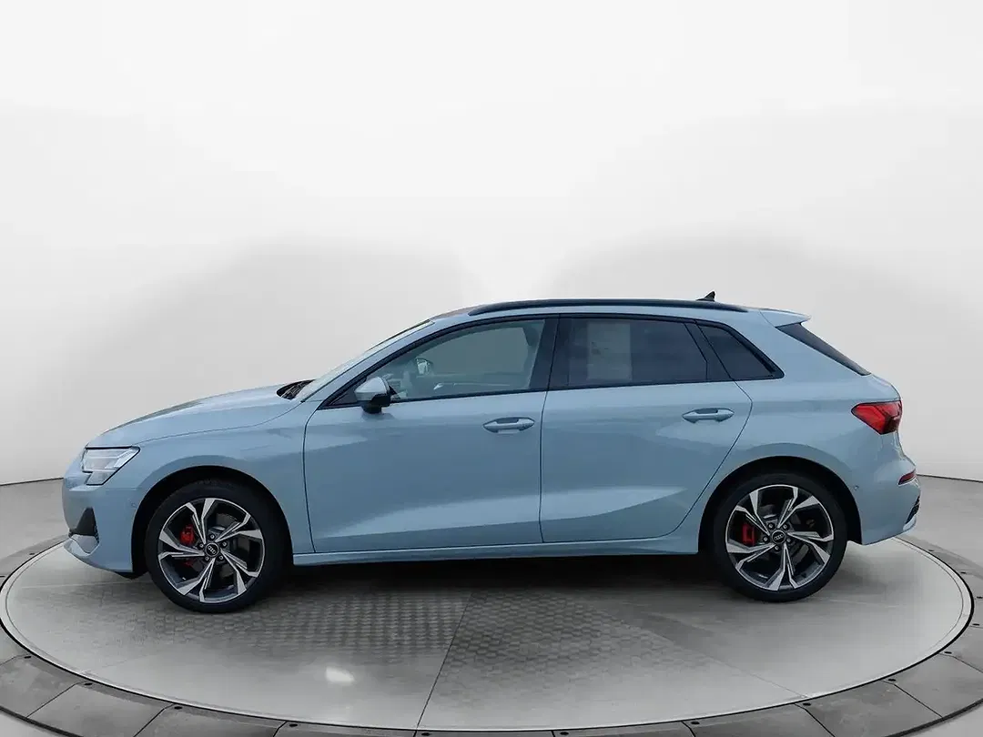 Audi A3 - Thumbnail 2