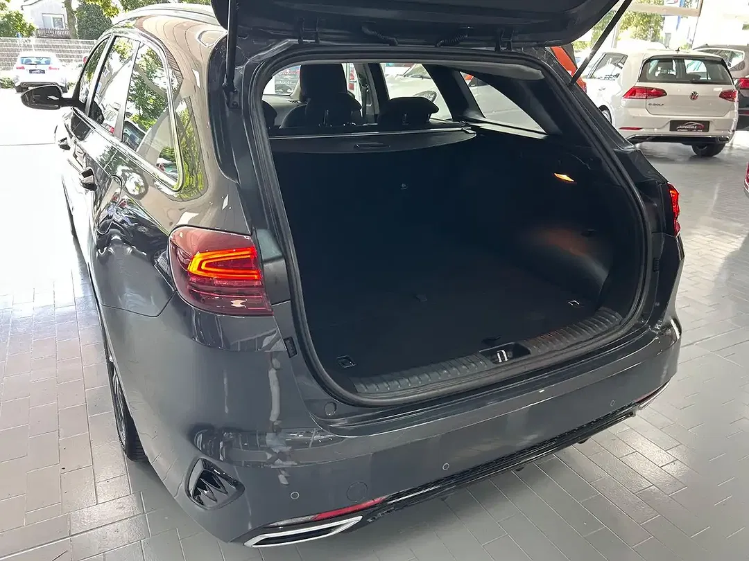 Kia Ceed / cee'd - Thumbnail 11