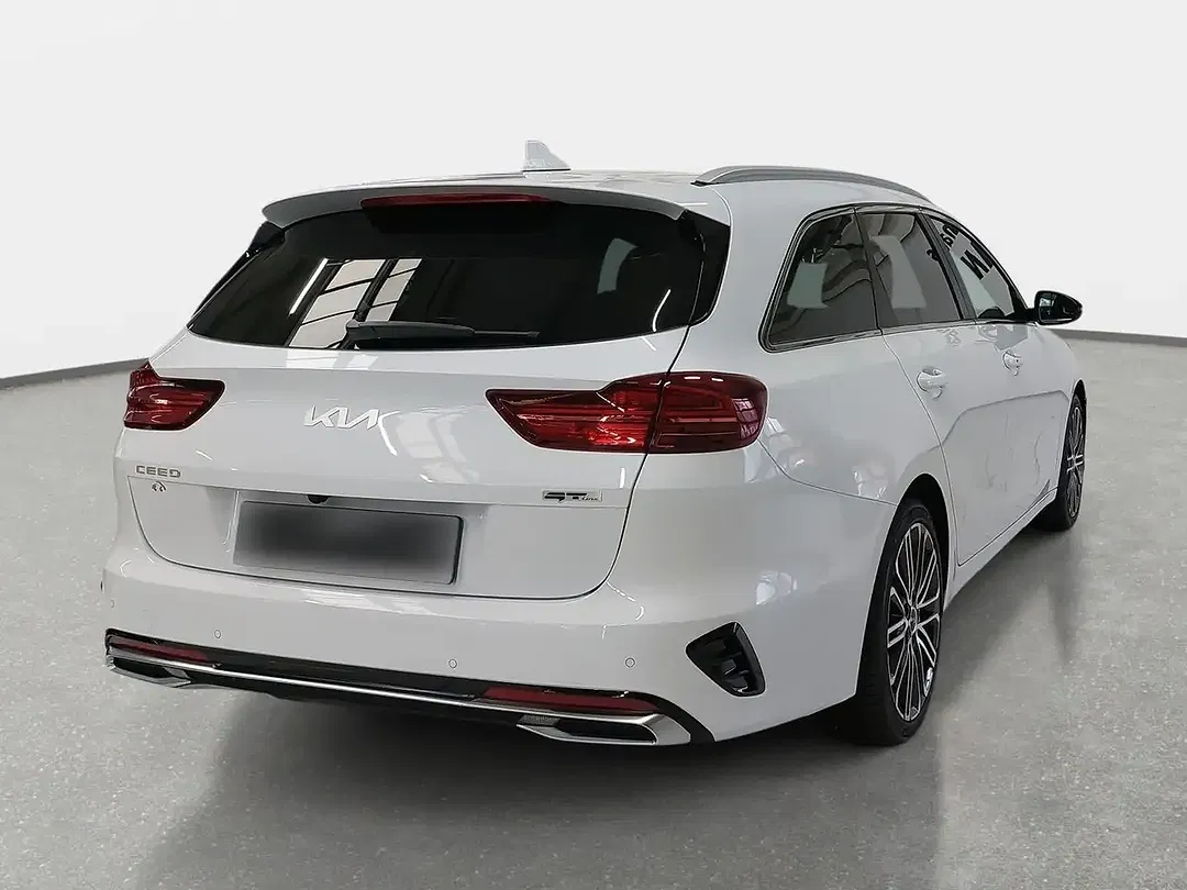 Kia Ceed SW / cee'd SW - Thumbnail 3