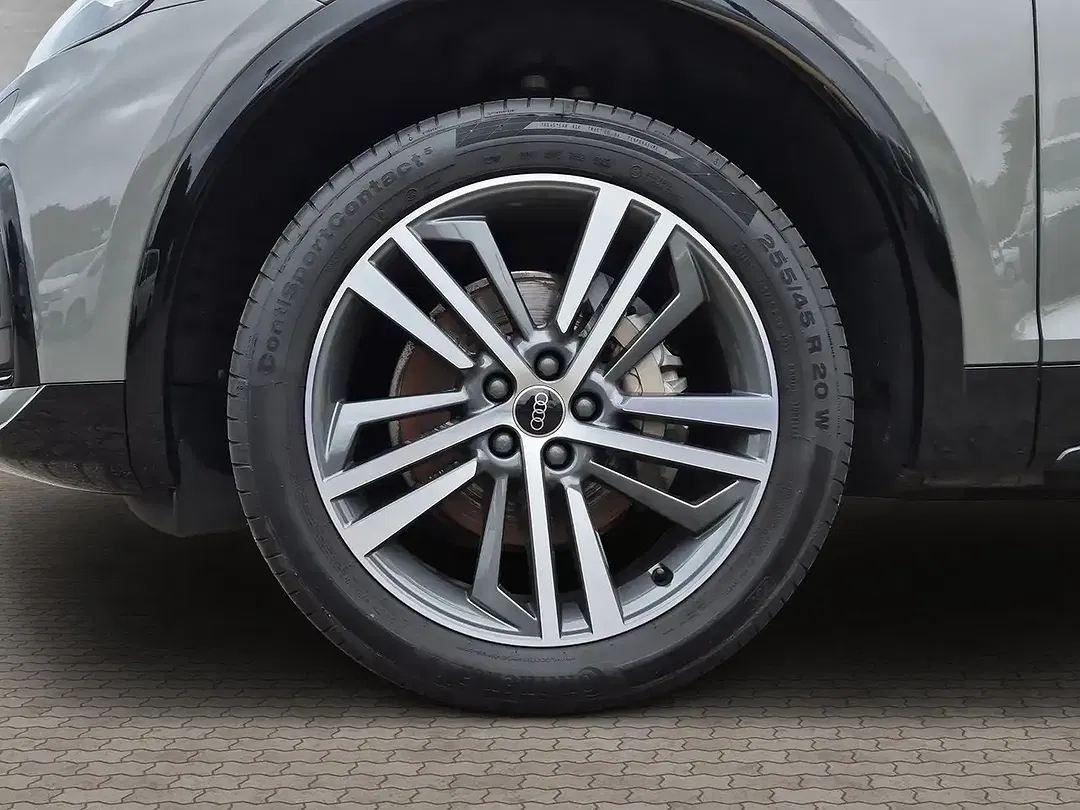 Audi Q5 - Thumbnail 2