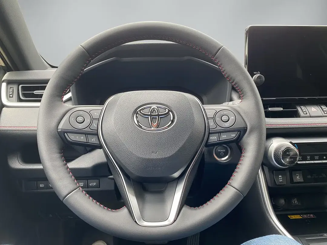 Toyota RAV 4 - Thumbnail 11
