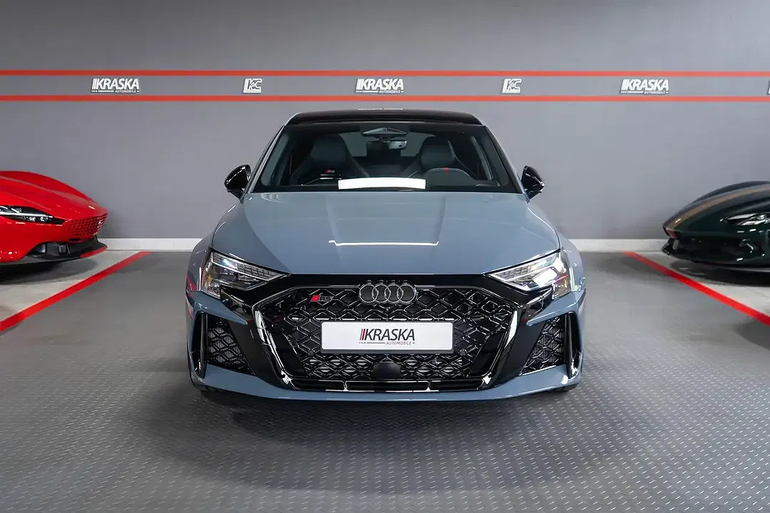 Audi RS3 - Thumbnail 5
