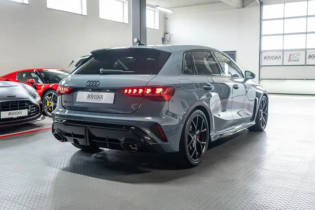 Audi RS3 - Thumbnail 9