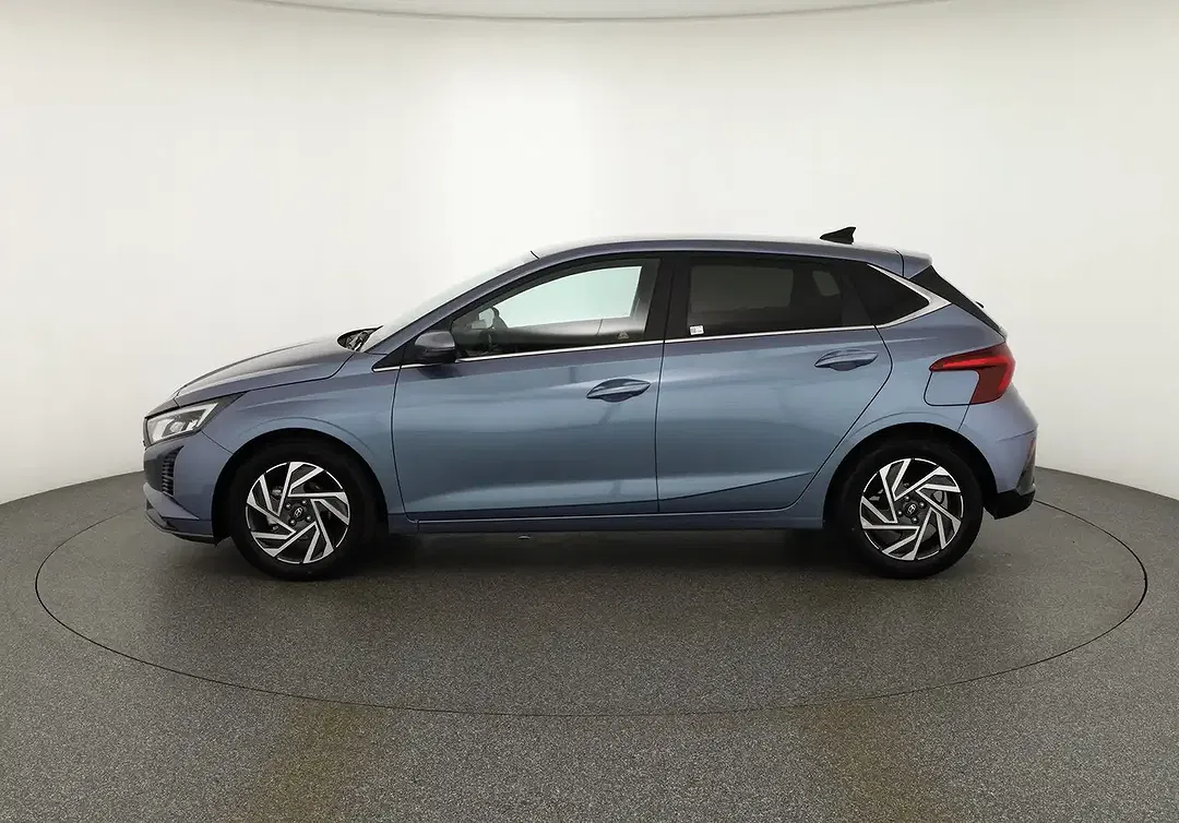 Hyundai i20 - Thumbnail 2