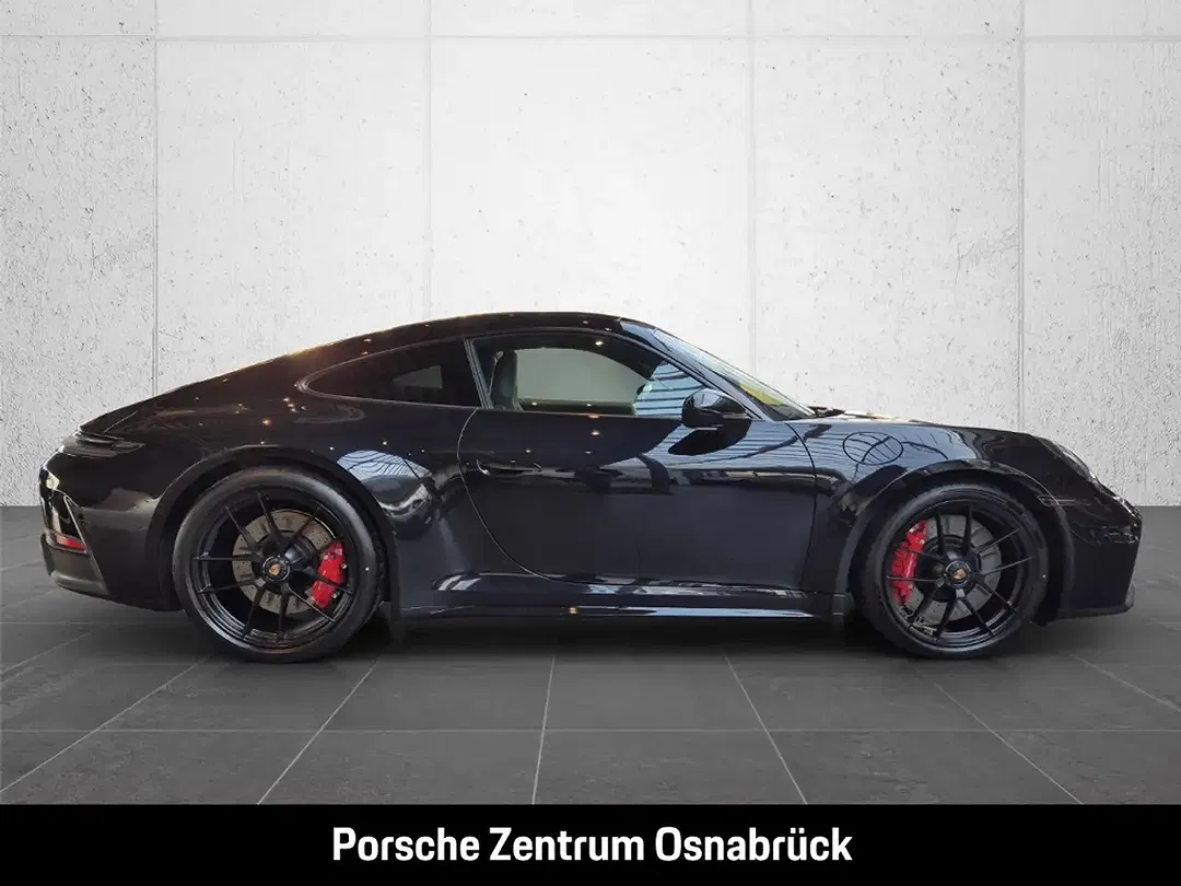 Porsche 992 - Thumbnail 8