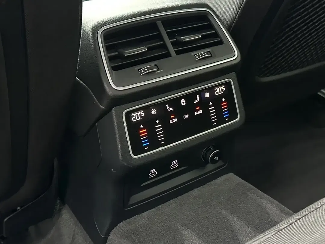 Audi A6 - Thumbnail 15