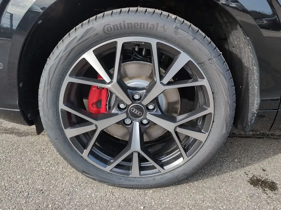 Audi Q3 - Thumbnail 14