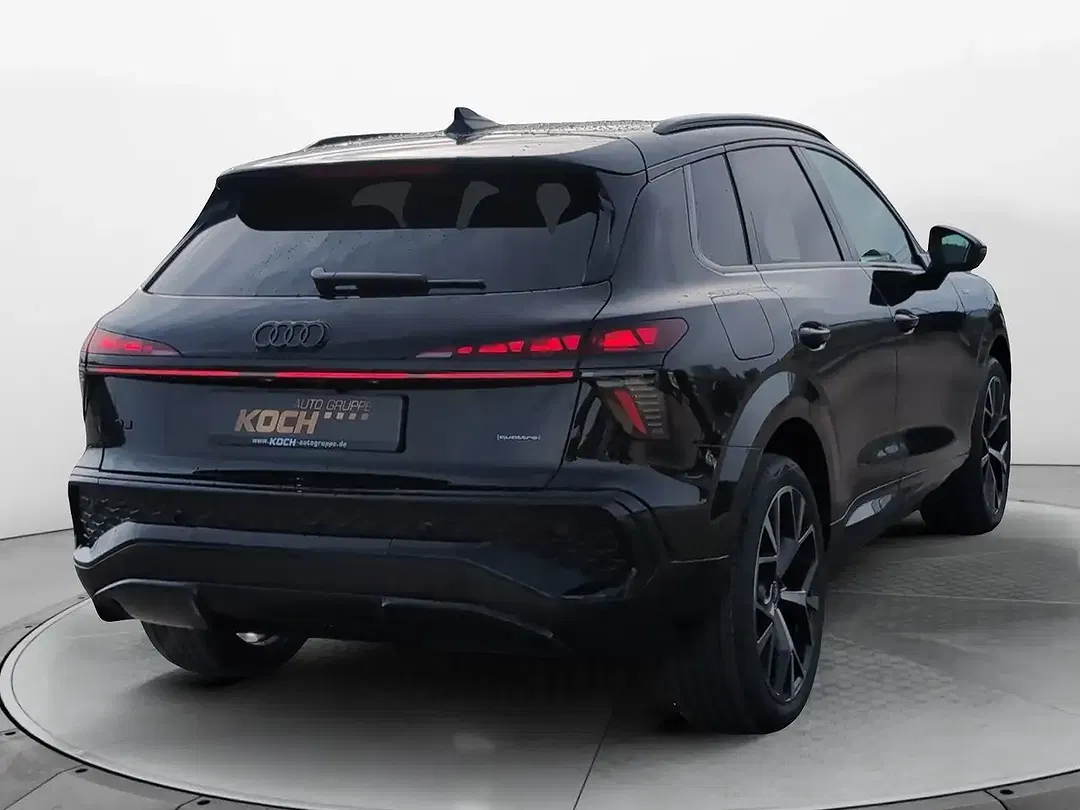 Audi Q3 - Thumbnail 5