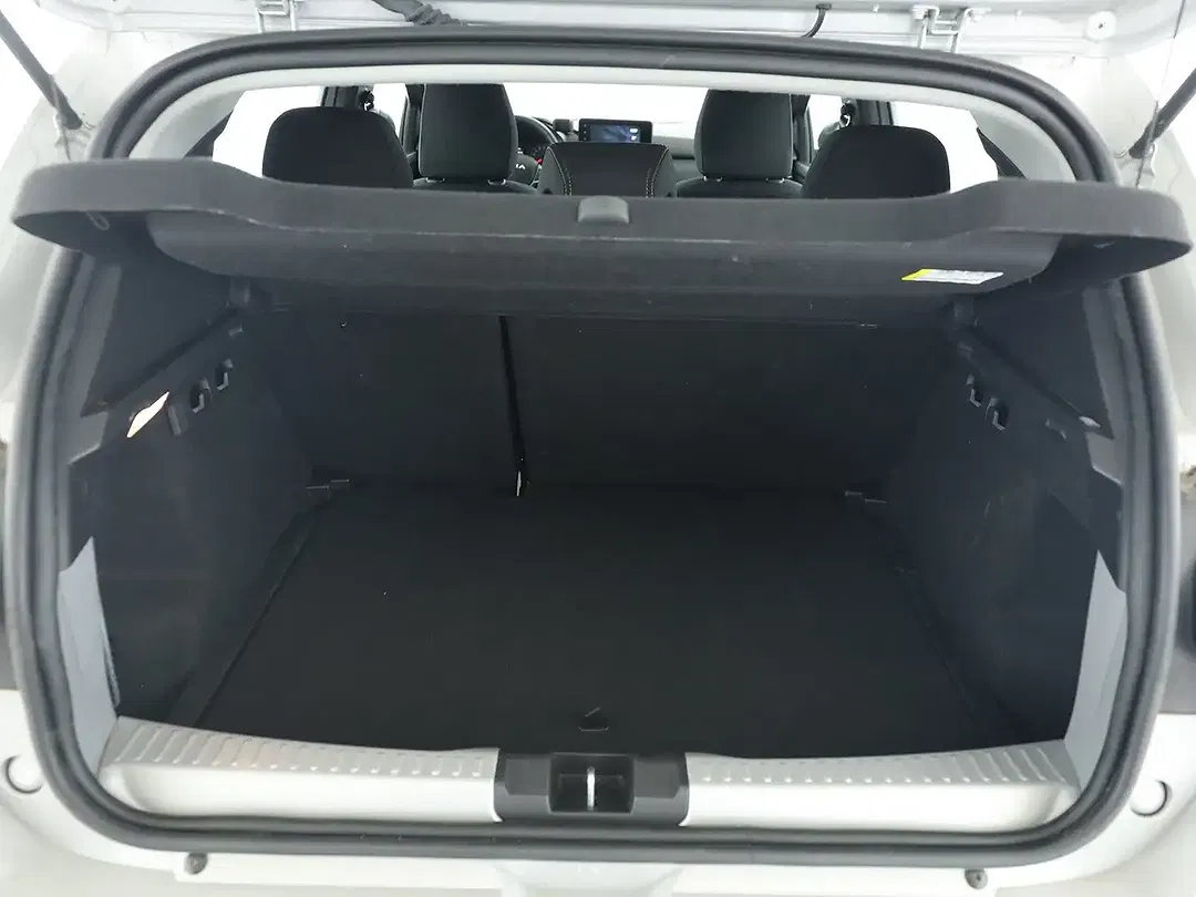 Dacia Sandero - Thumbnail 11