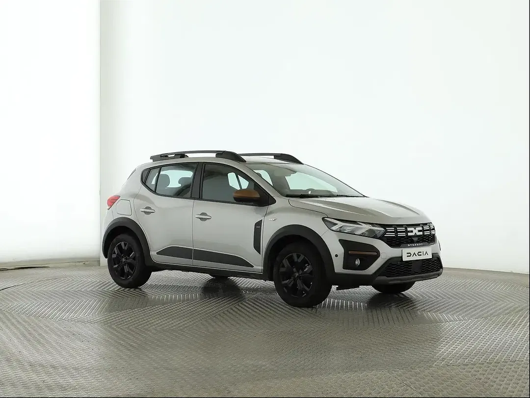 Dacia Sandero - Thumbnail 2