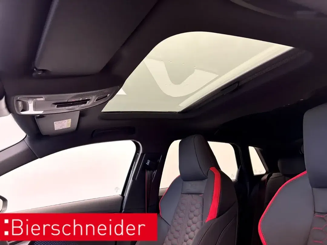 Audi RS3 - Thumbnail 13