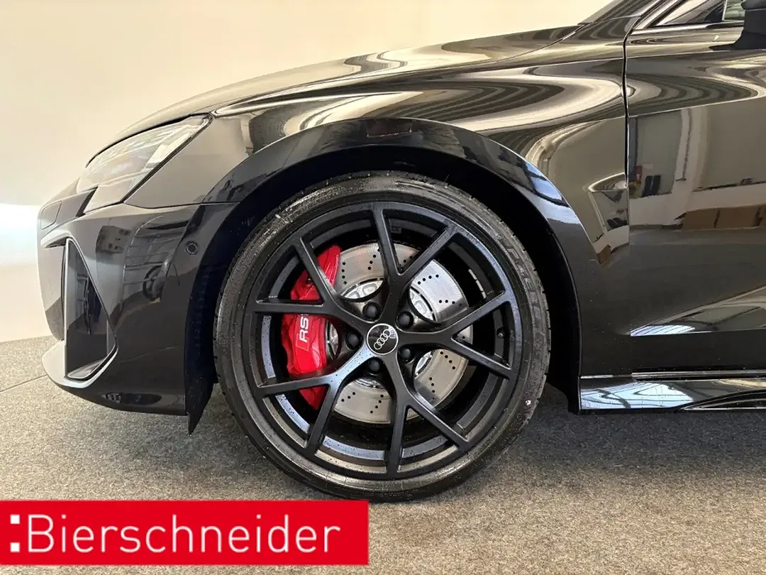 Audi RS3 - Thumbnail 4
