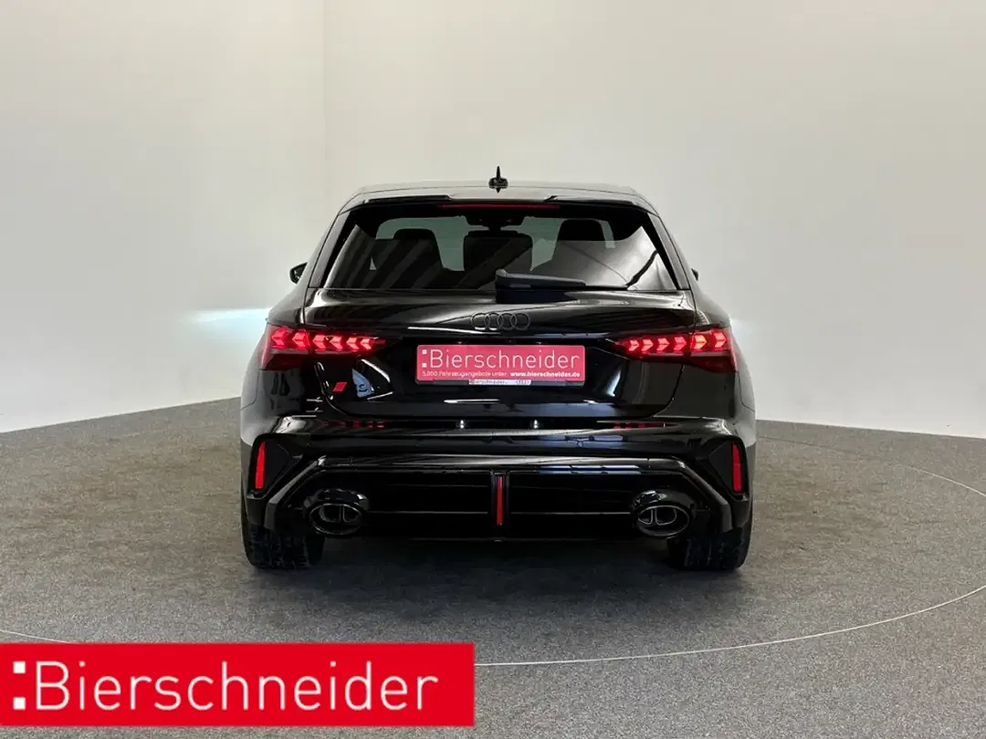Audi RS3 - Thumbnail 6
