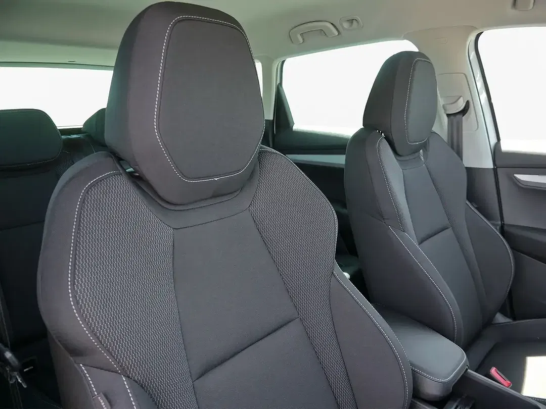 Skoda Karoq - Thumbnail 9