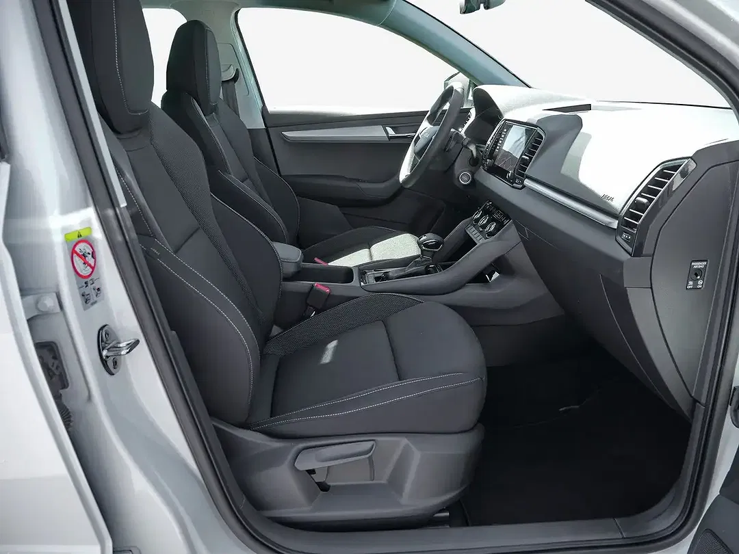 Skoda Karoq - Thumbnail 3
