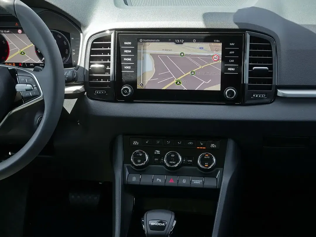 Skoda Karoq - Thumbnail 5