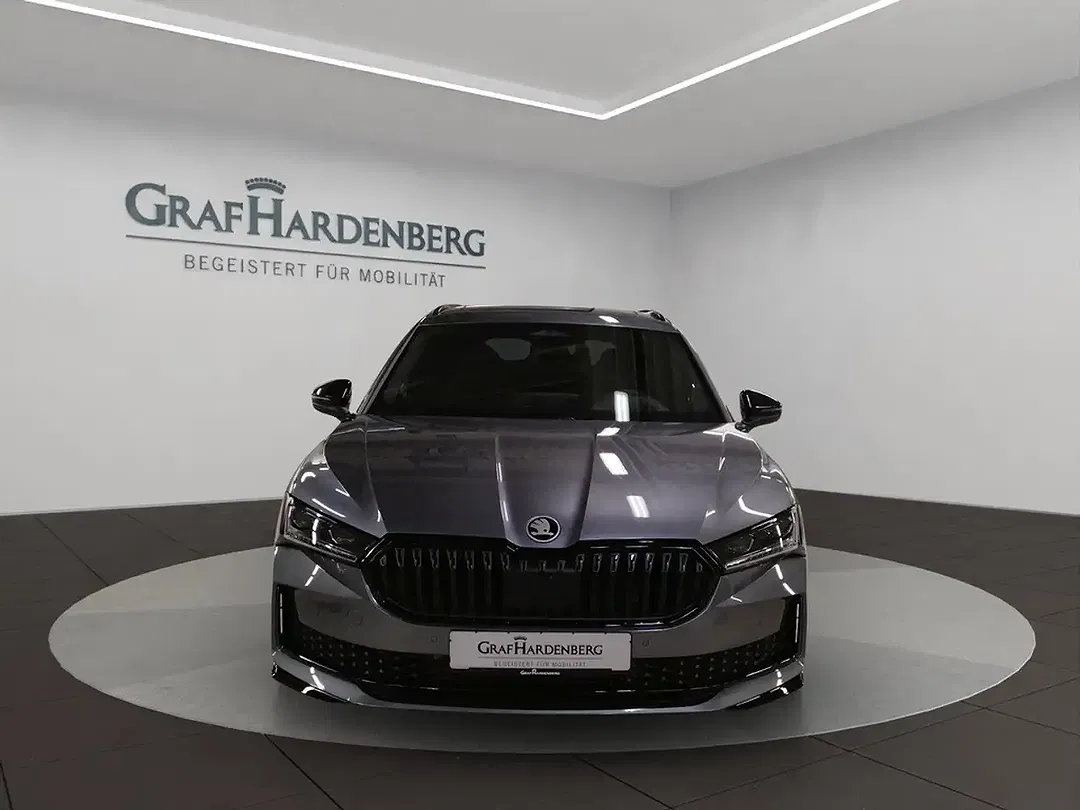 Skoda Superb - Thumbnail 8