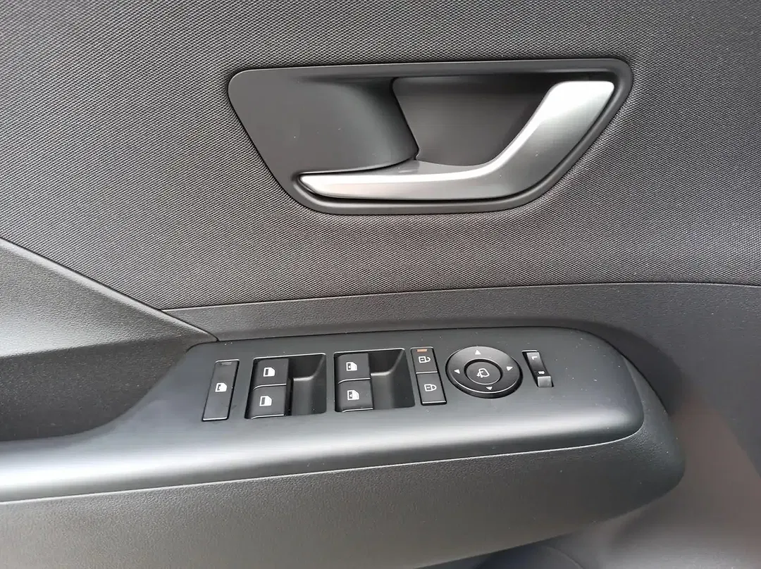 Hyundai KONA - Thumbnail 15