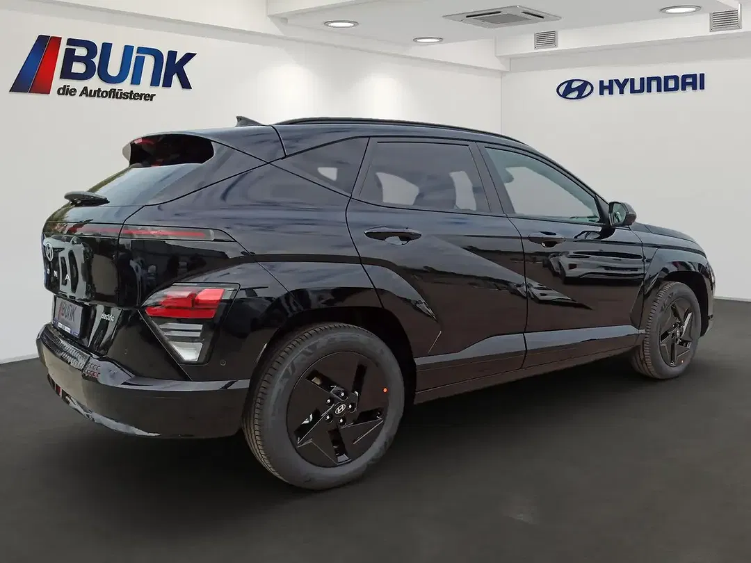 Hyundai KONA - Thumbnail 3